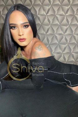 Rebeca Trans Shiva