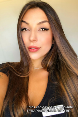 Foto da terapeuta Fernanda Life Botafogo