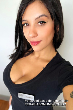 Foto da terapeuta Giovanna Life Niteroi