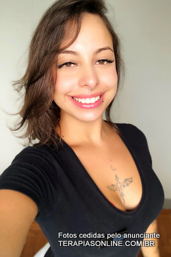 Foto da terapeuta Verenah Life Tijuca