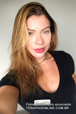 Foto da terapeuta Fernanda Life Jd Oceanico