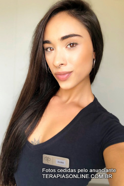 Foto da terapeuta Anike Life Carioca