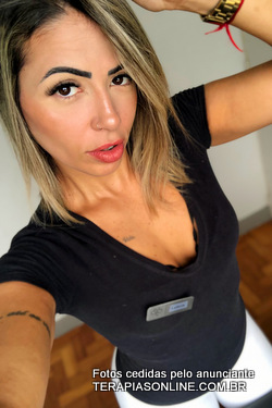 Foto da terapeuta Leticia Life Castelo